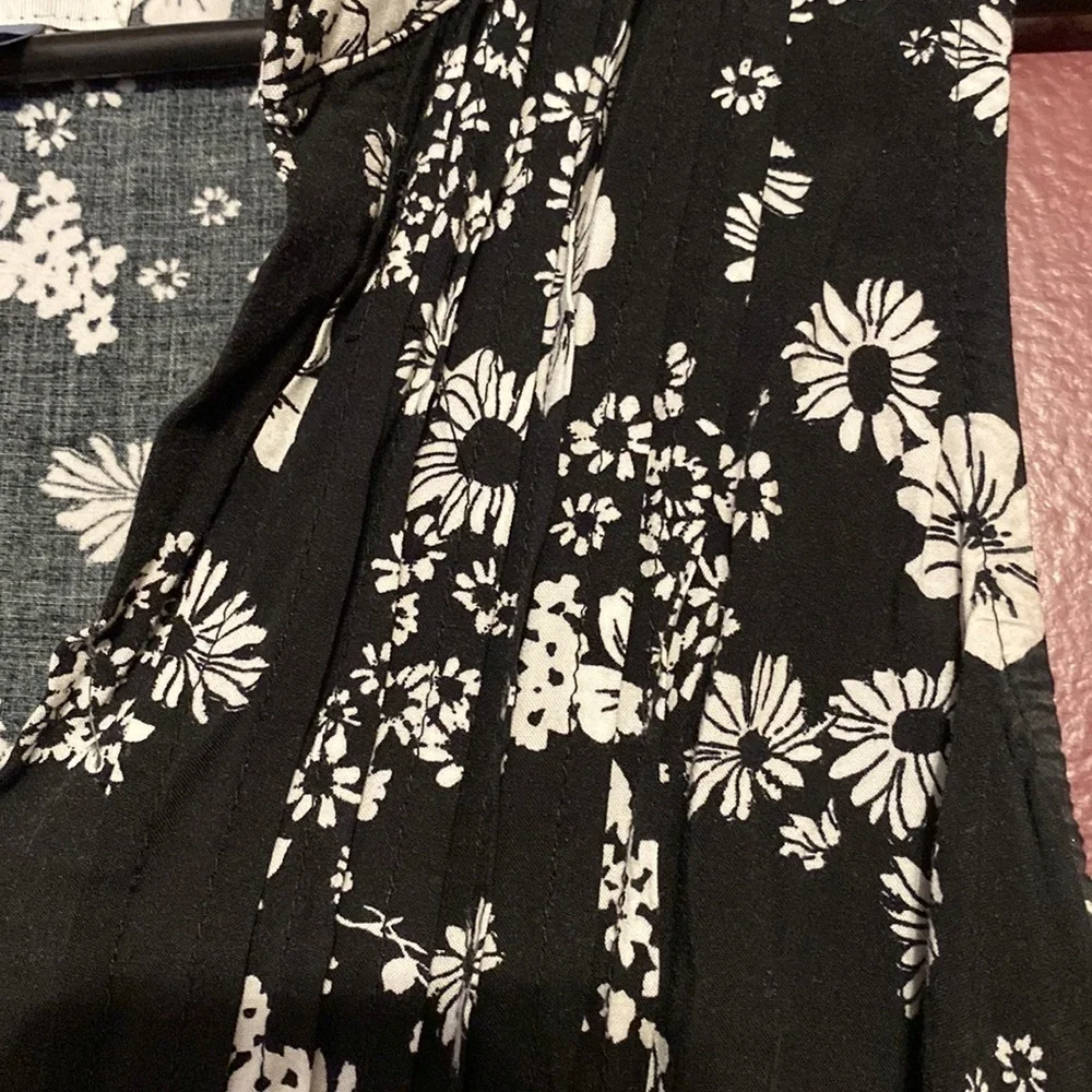 Old navy mini dress​​​ - Picture 6 of 7
